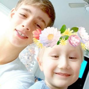 Meet your Posher, Christian